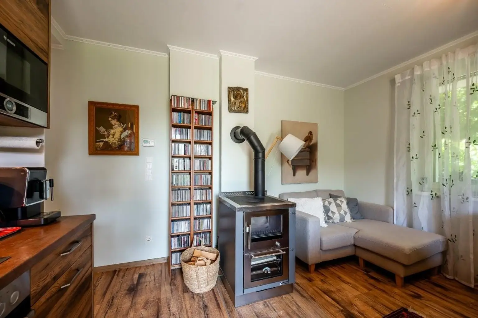 9 Kamin und Wohnecke ETW 3004