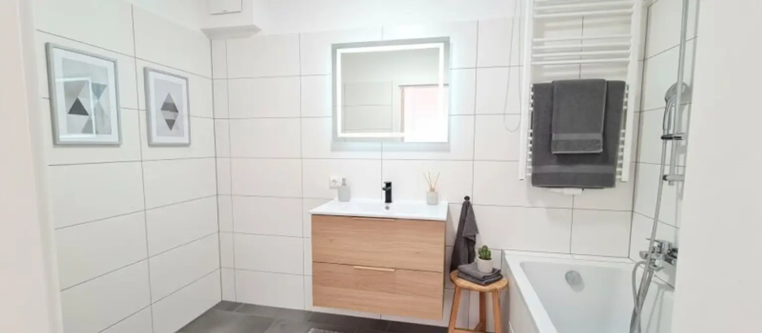 Traumhafte Eckwohnung in Traismauer, NÖ - 3 Zimmer und Balkon mit Grünblick!