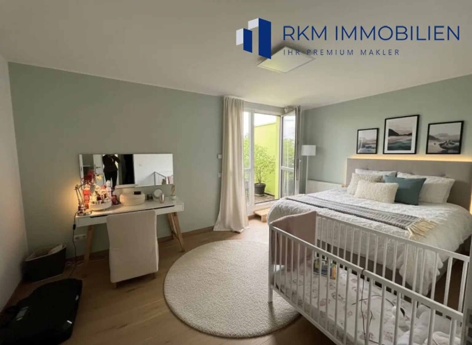 Schlafzimmer 1