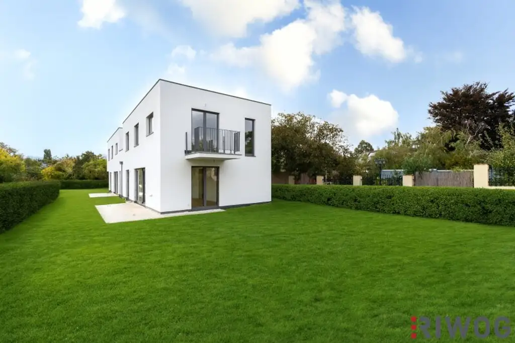 ERSTBEZUG | Exklusive Doppelhaus-Einheit | ca. 353 m² Garten | 4-5 Zimmer | Luftwärmepumpe | 2 KFZ-Stellplätze | 5 Min. ins Zentrum Perchtoldsdorf