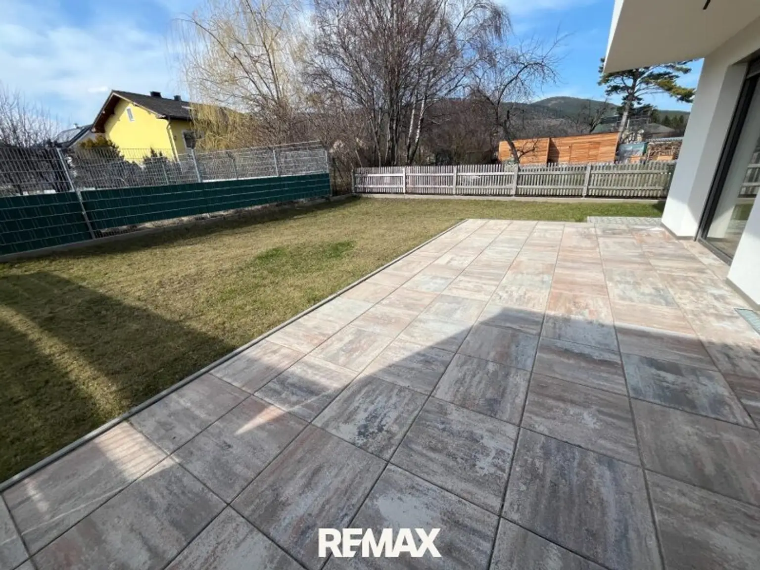 Terrasse und Garten
