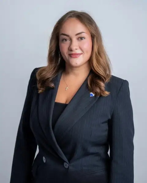 Stefani Sipura / RE/MAX Associate