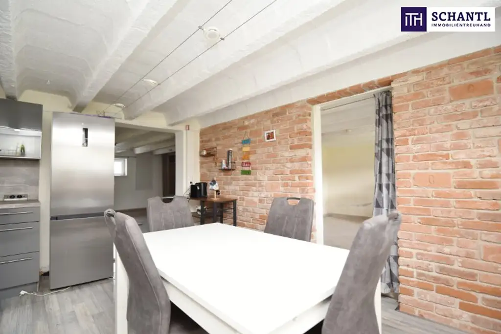 Ein Zuhause mit Raum für Leben, Generationen und Zukunft! Vielseitiges Ein- bis Zweifamilienhaus auf großem Grundstück nahe Lutzmannsburg!