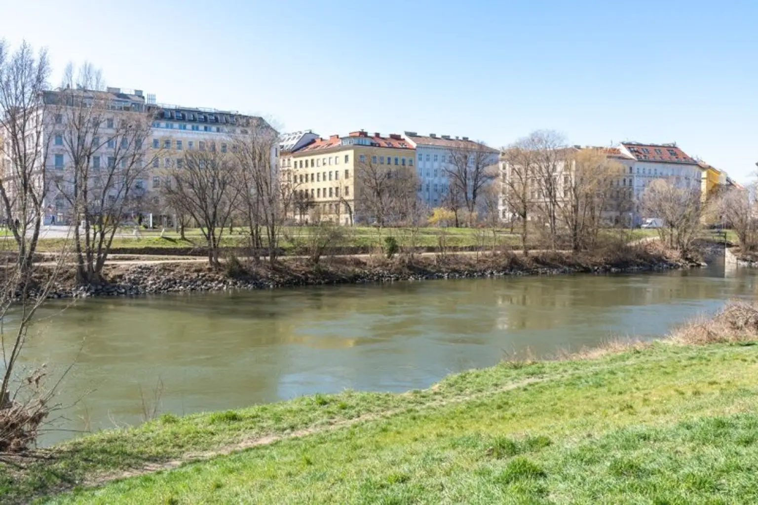 **Gründerzeit-Juwel mit außergewöhnlichem Potenzial zwischen Donaukanal und Prater Hauptallee* Ab sofort verfügbar!*