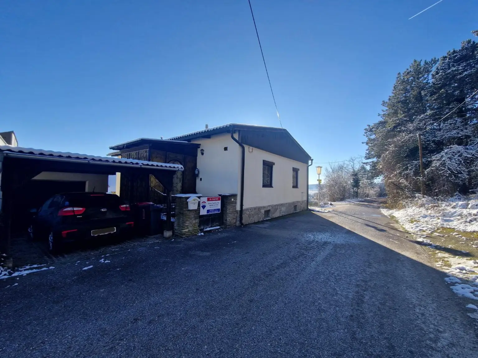 Straßenansicht des Hauses