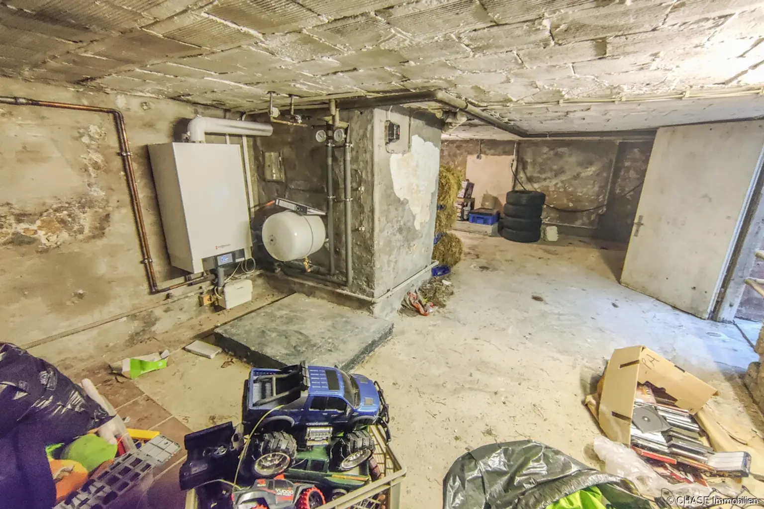 Haus 1 Keller + Heizung