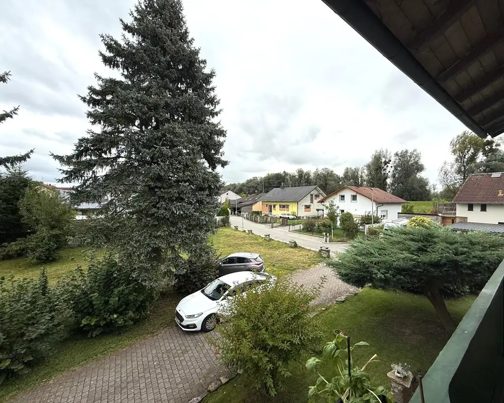 Bauträgertraum: Zinshaus auf weitläufigem Grundstück mit Entwicklungspotenzial