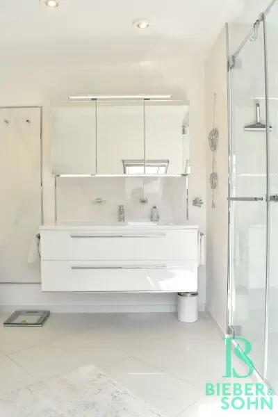Badezimmer OG