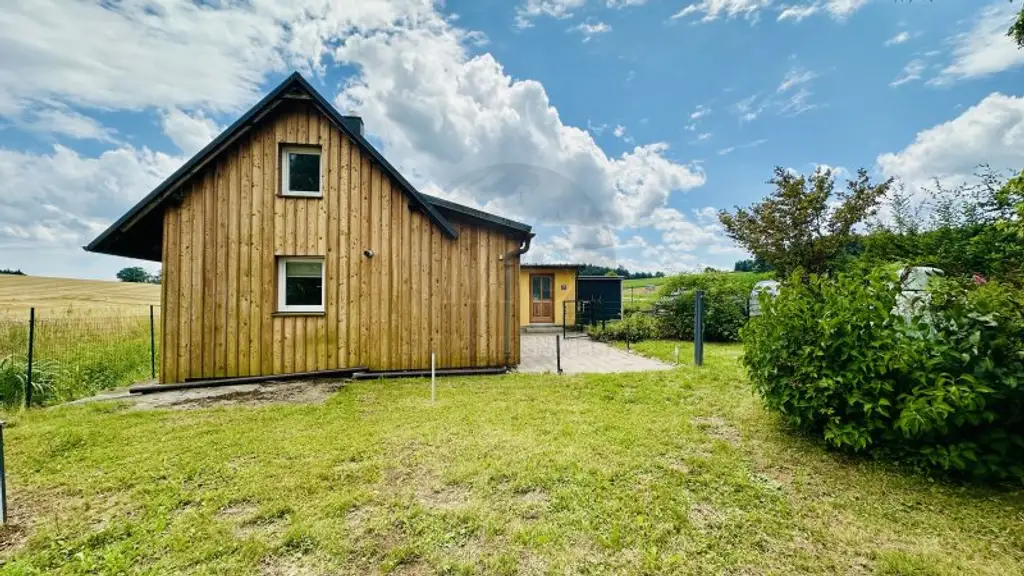 Bungalow mitten im Grünen und ruhiger Lage