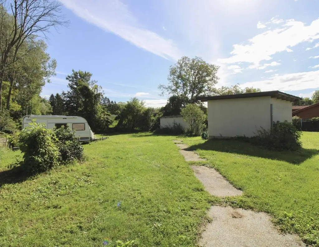 Sonniges Eckgrundstück in gepflegter Einfamilienhaussiedlung nahe Tulln - Naturnah & Bebaubar