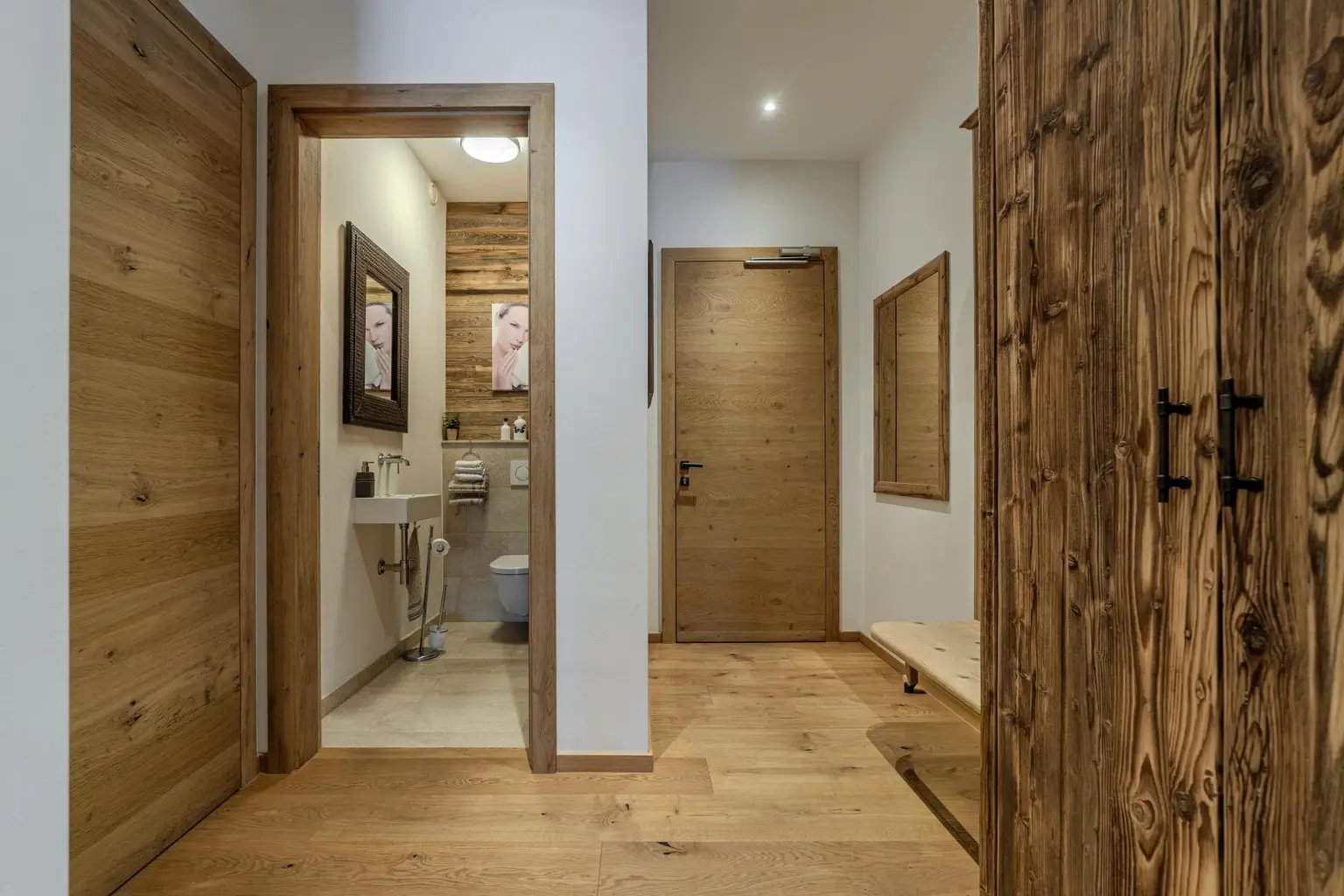 Diele/Garderobe/extra WC