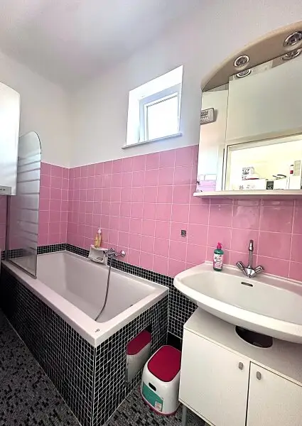 Idylle trifft Stadtnähe – Ihr Eigenheim im Weinviertel 81m² Wohnfläche mit Ausbaupotential und 270m² Grundstück
