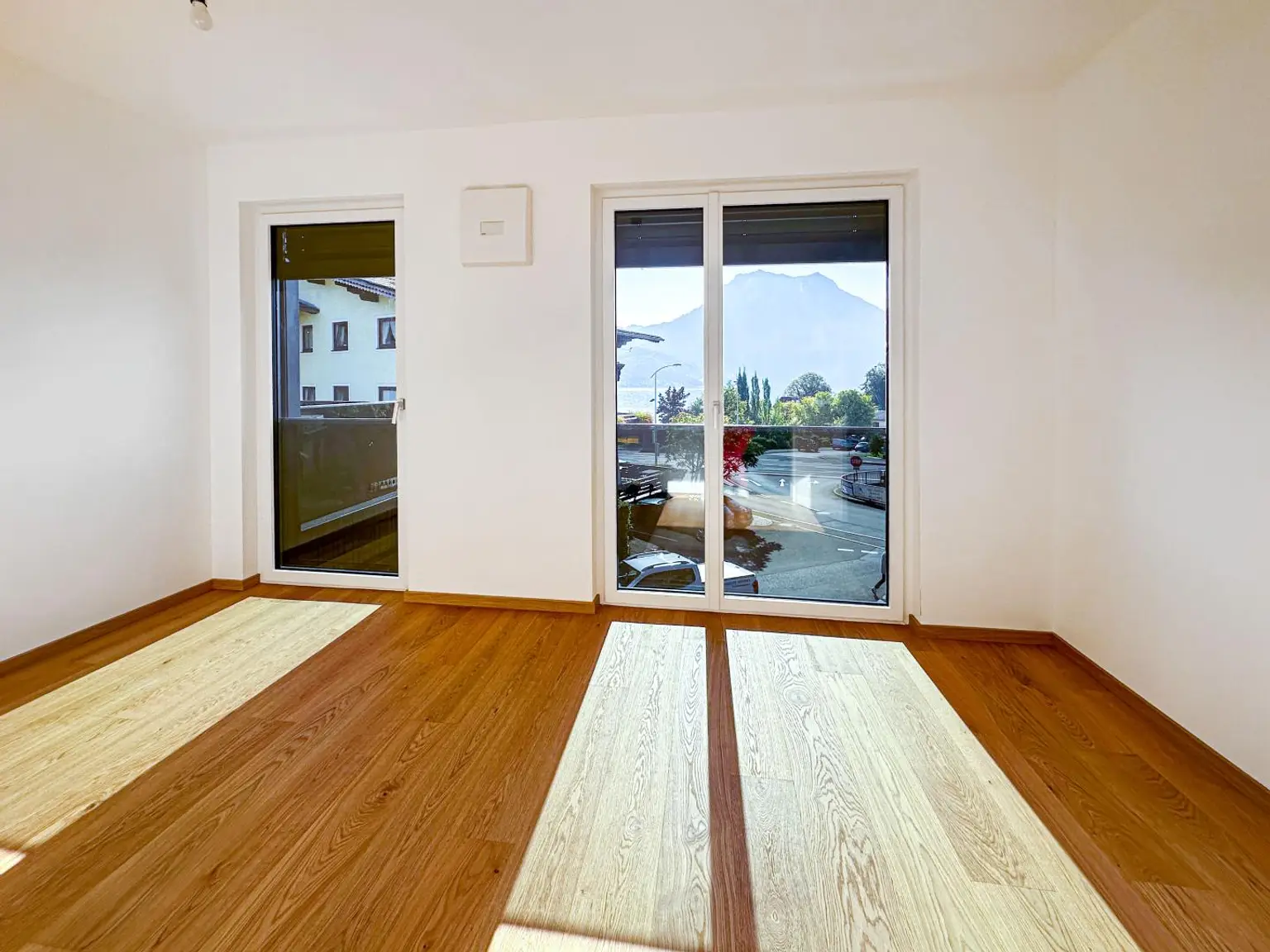 Bezugsfertige 3-Zimmer-Wohnung in Altmünster - in 2 Geh-Minuten am See und im Zentrum