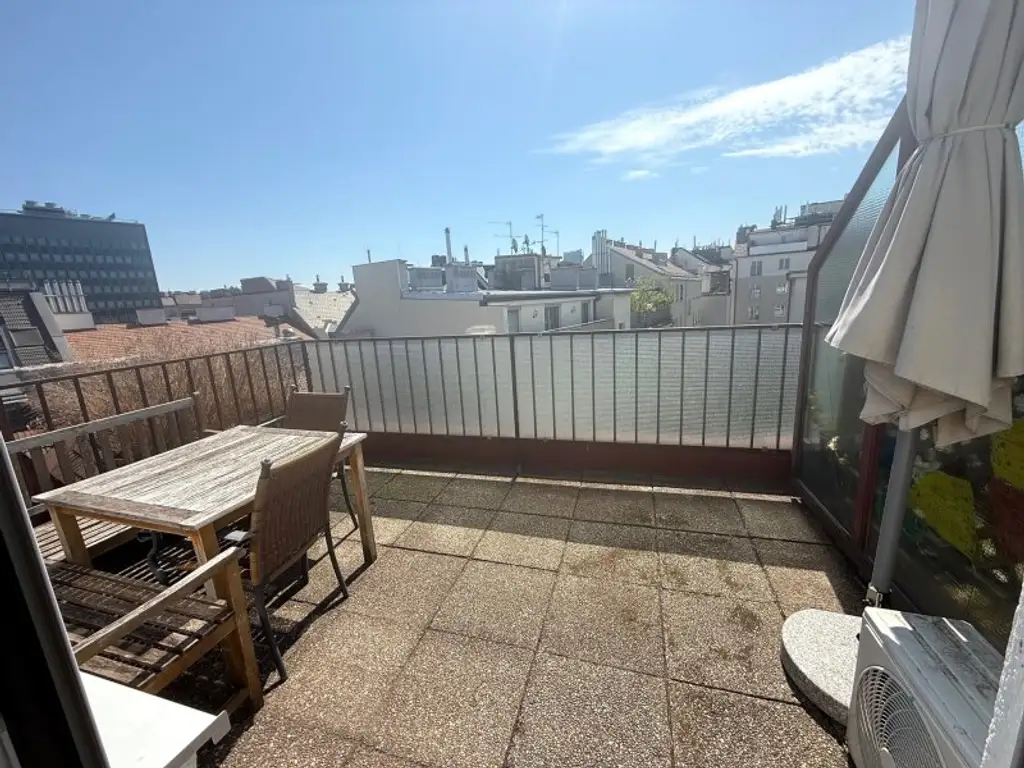 DG-Büro im 7. Stock + 1 hofseitige Terrasse mit ca. 10,54 m² in der Wiedner Hauptstraße