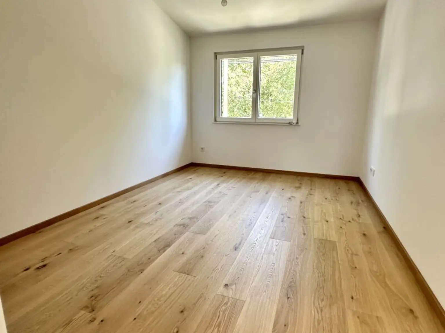 Großzügige Doppelhaushälfte - 5 Zimmer - 2 Bäder - Alte Donau - U1 - U2 - Provisionsfrei für den Käufer!