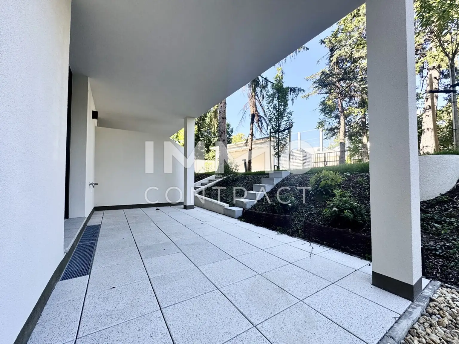 2-Zimmer-Gartenjuwel: großzügige Gartenwohnung mit Terrasse in Hacking