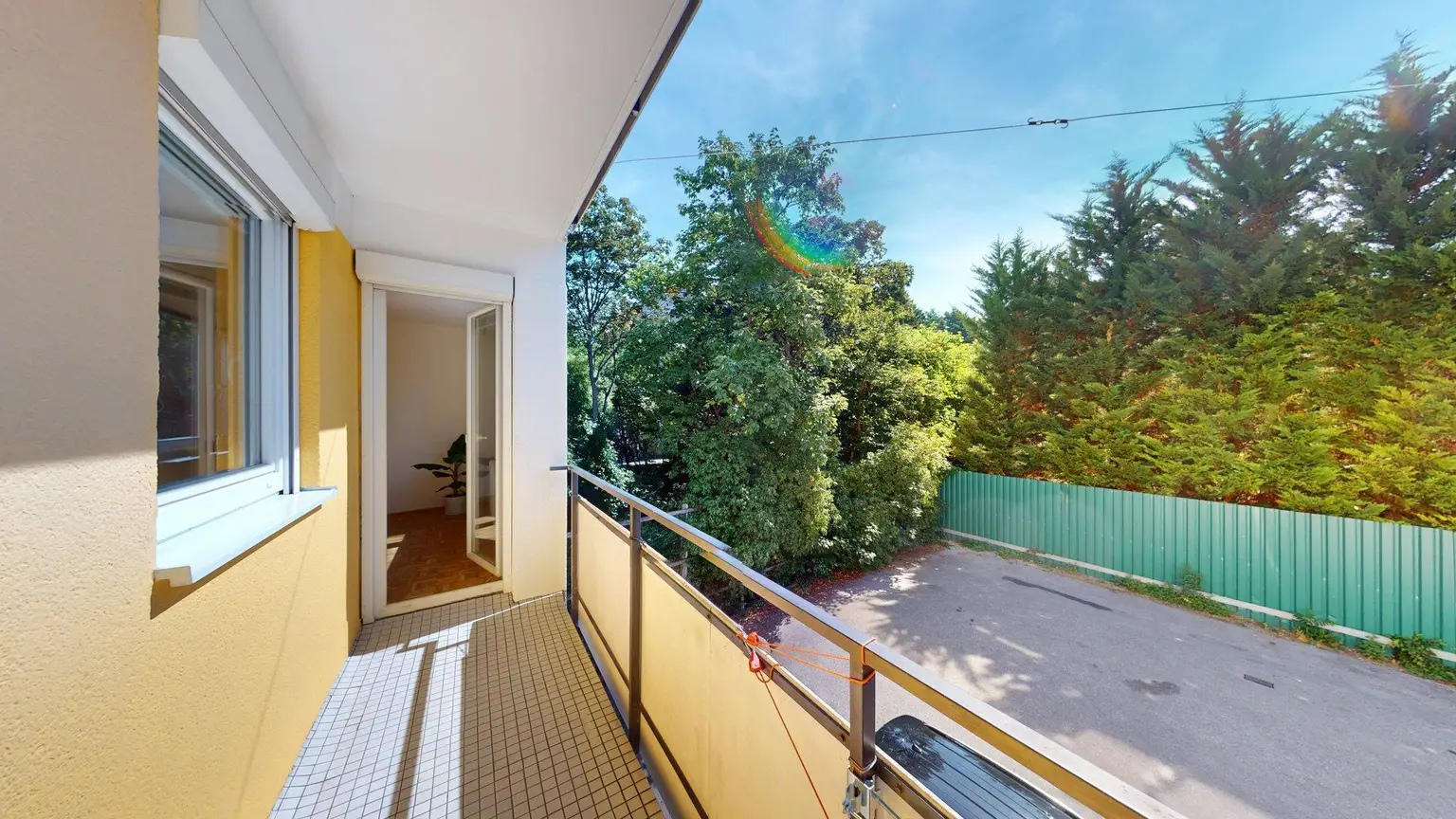 Pichelwangergasse: zentrale, ruhige Singlewohnung mit Grünblick