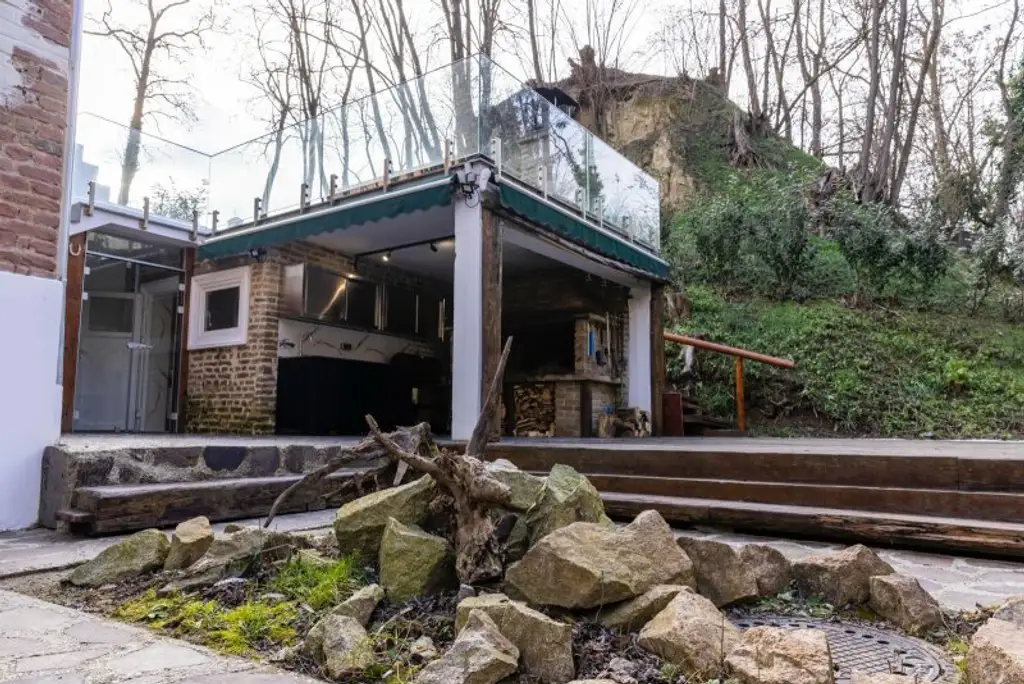 Exklusive Landhausvilla in Engelmannsbrunn – Luxus, Ruhe & Privatsphäre im Herzen des Wagrams