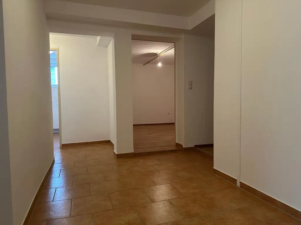 Wohnung zu vermieten, ideal für größere Familien