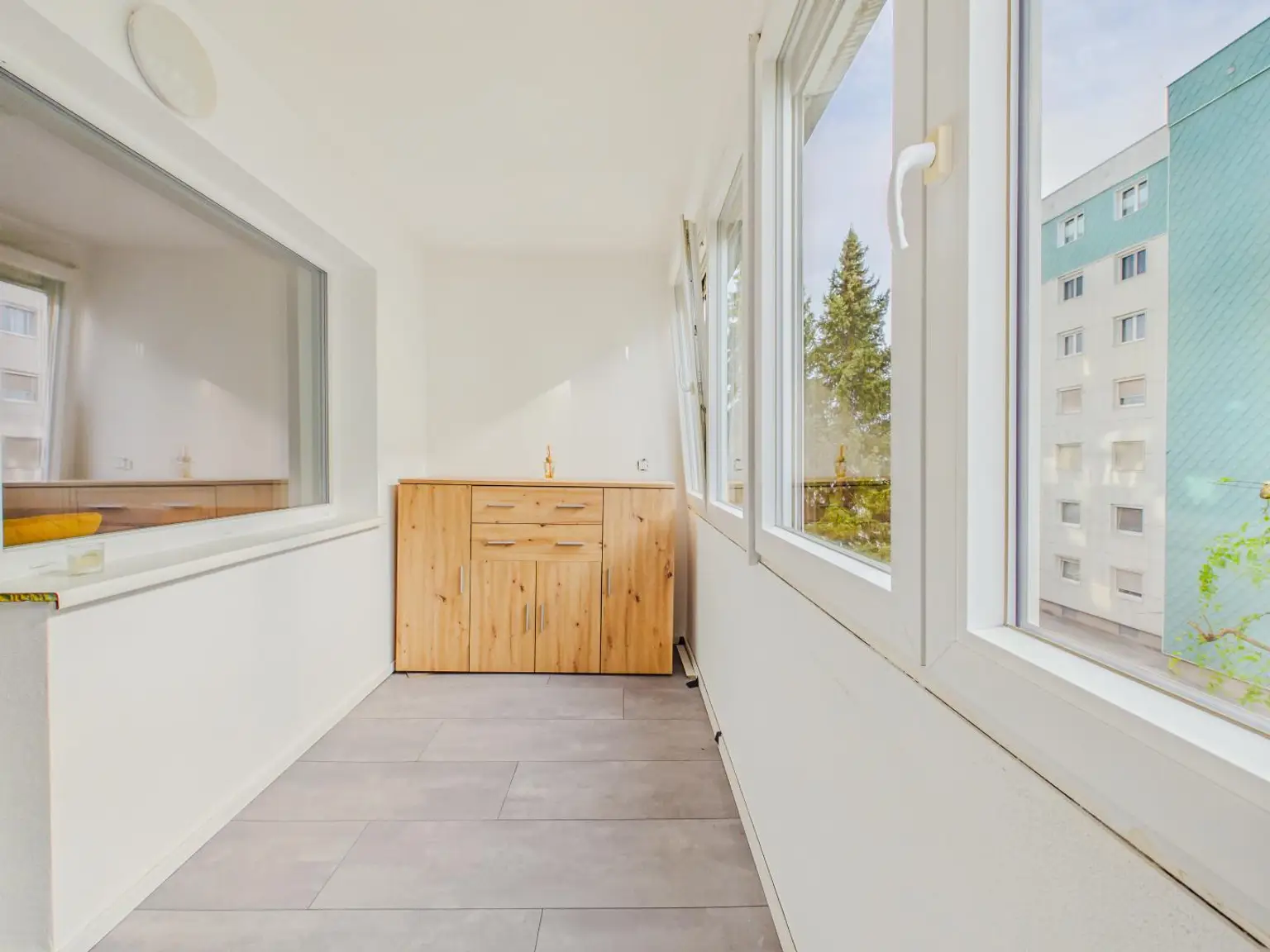 Loggia 3