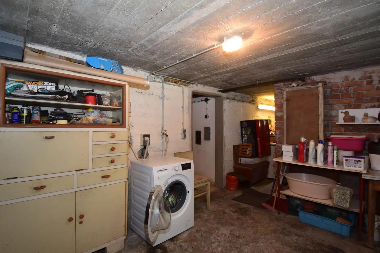 Waschraum im Keller