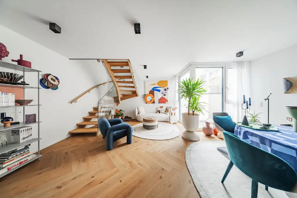 Exklusives Maisonette-Apartment; Modernes Wohnen auf zwei Ebenen
