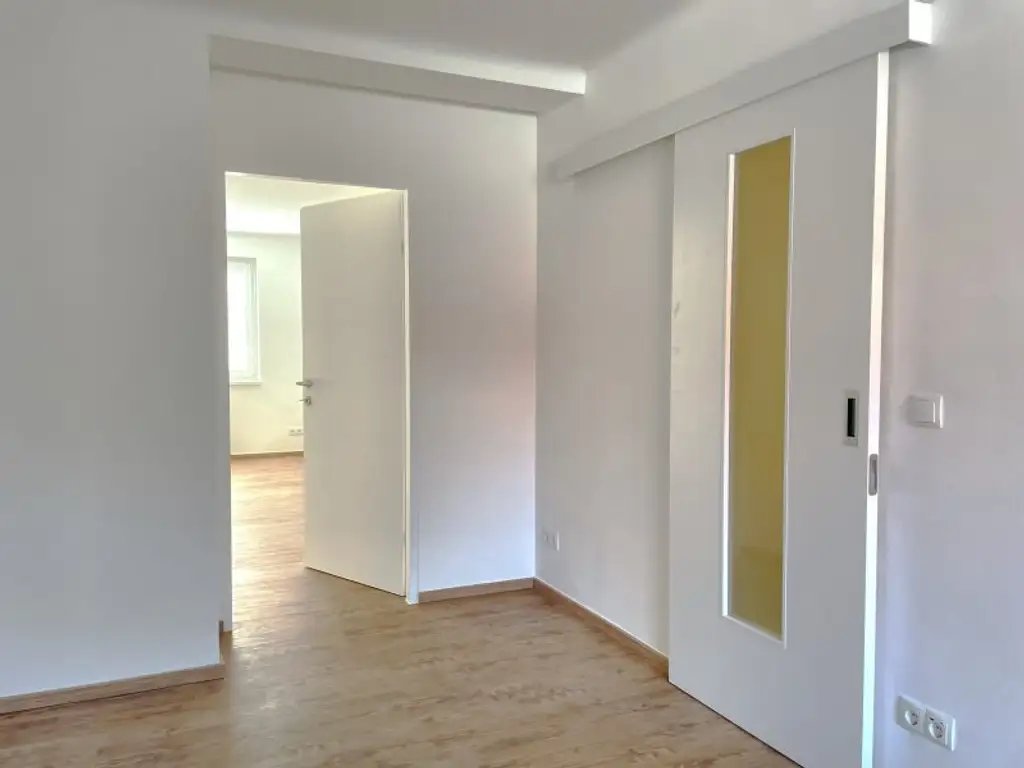 Dachgeschosswohnung -  Erstbezug nach Generalsanierung