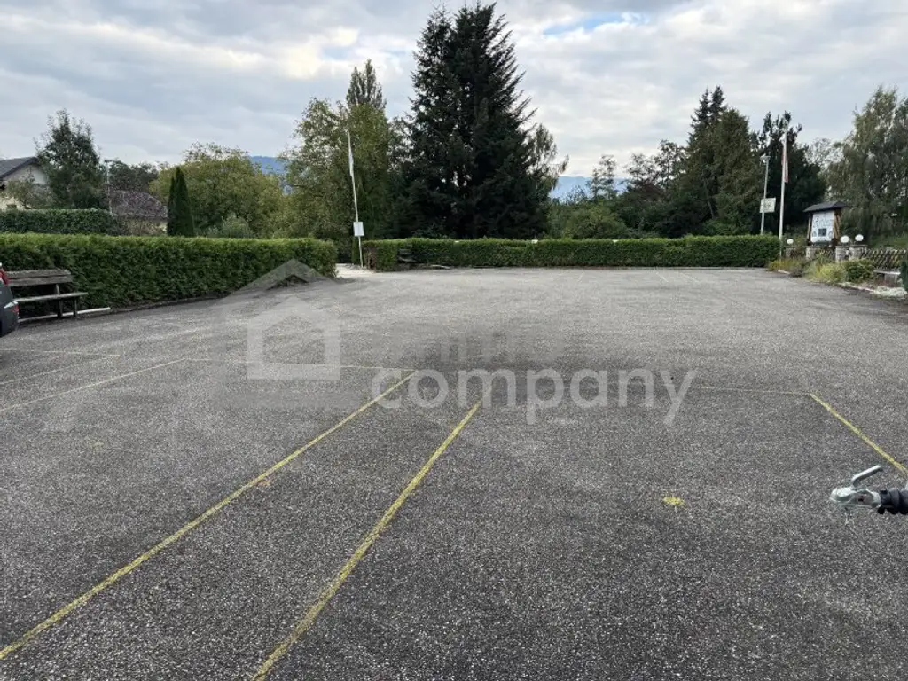 Baugrundstück in Seewalchen/Litzlberg am Attersee – Bauträger aufgepasst. Ihr Zuhause am See wartet!
