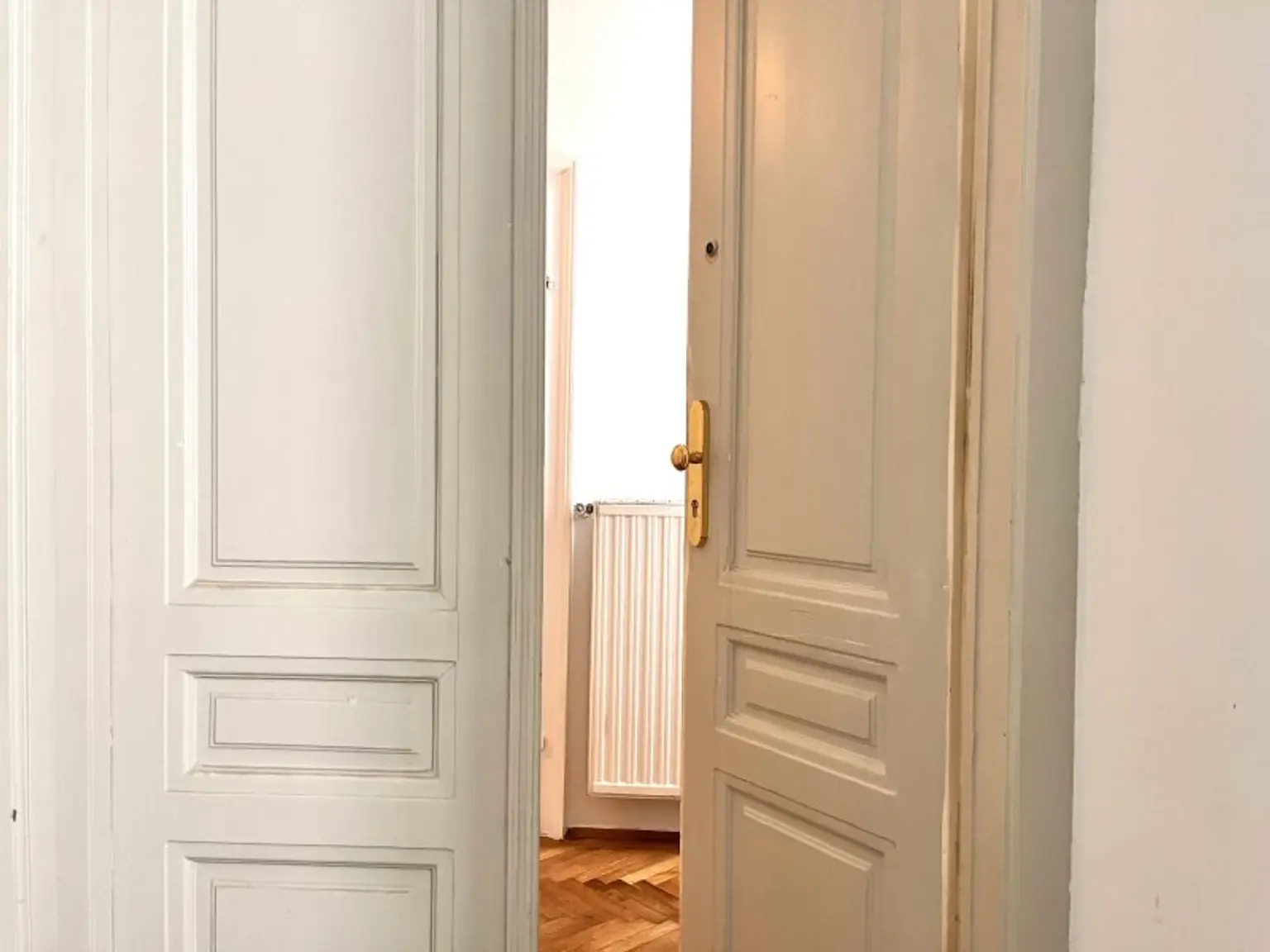 Klassischer Charme und moderne Eleganz: Traumhafte Altbauwohnung in Bestlage des 3. Bezirks!