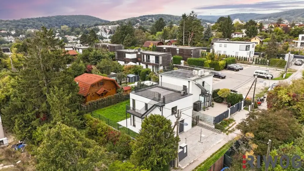 MINI VILLA AM HACKENBERG MIT CA. 37m² DACHTERRASSE UND IMPOSANTEM WEITBLICK AUF DIE CITY - EIGENGRUND IM KLEINGARTEN - GANZJÄHRIG BEWOHNBAR