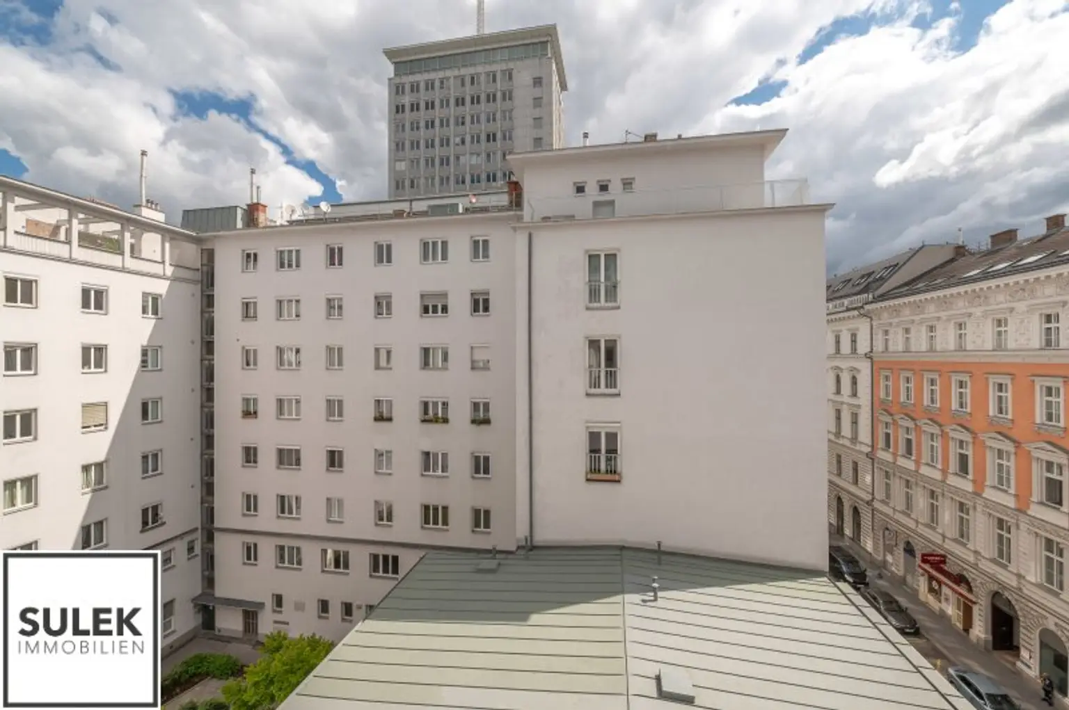 schöne 2 Zimmer Wohnung in bester Innenstadtlage - ab Oktober beziehbar! (Erstbezug nach Sanierung)