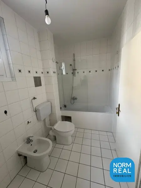 Dachgeschosswohnung mit Terrasse Nähe Oper