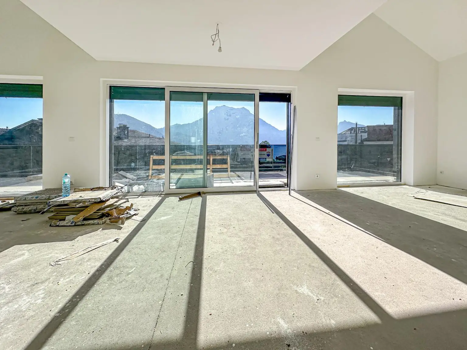 Das Penthouse in Altmünster - Haus am See - wenige Schritte zum See und ins Zentrum