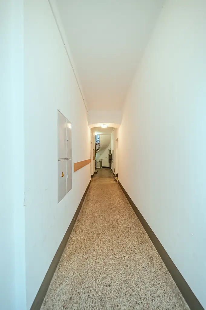 Großzügig geschnittene 3 Zimmer Wohnung in Toplage 1100 Wien Fussgängerzone !