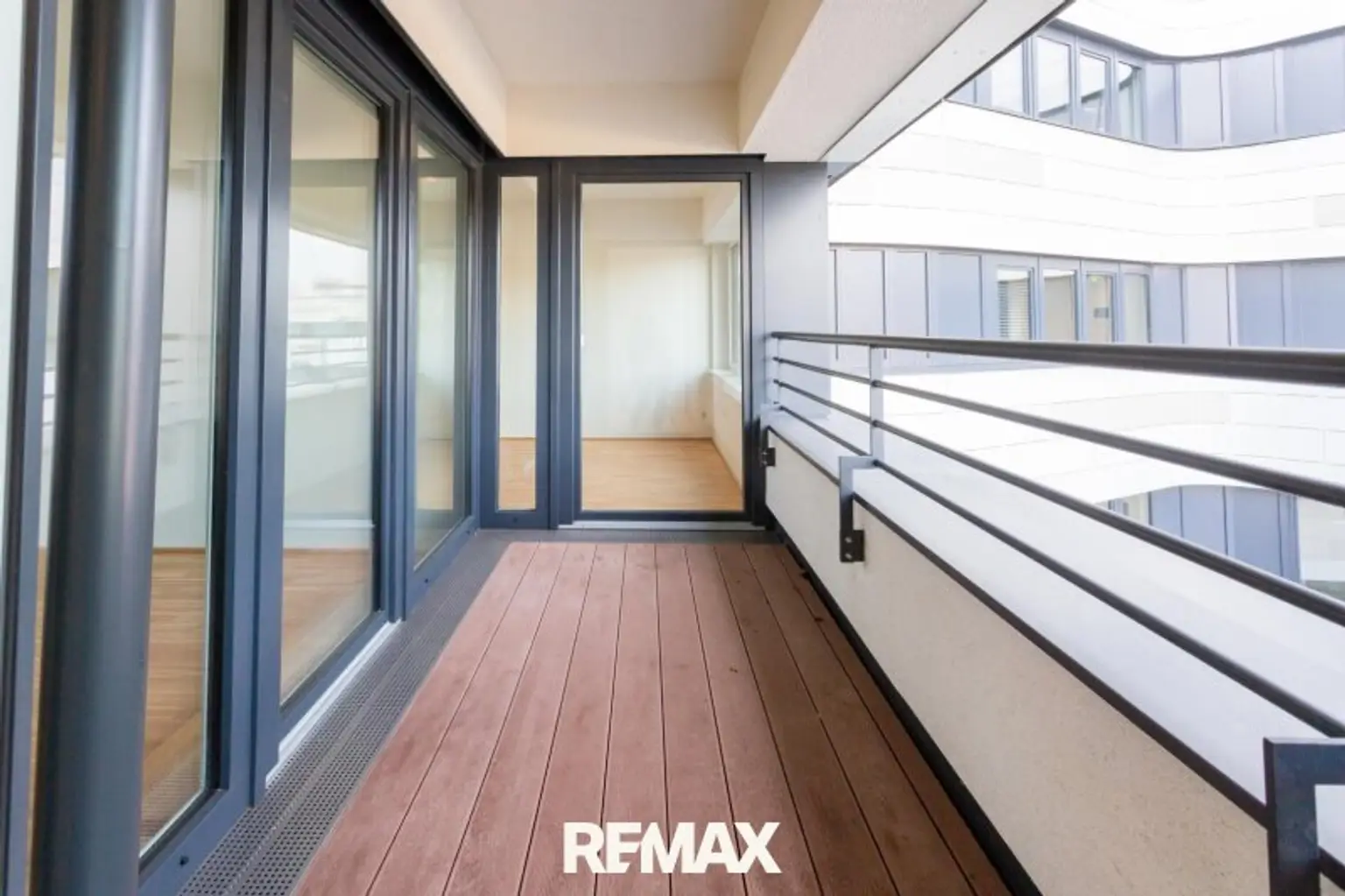 Loggia I