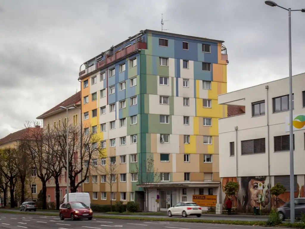 Erstbezug nach Kernsanierung – sonnige 3-Zimmer-Wohnung im Bezirk Lend!