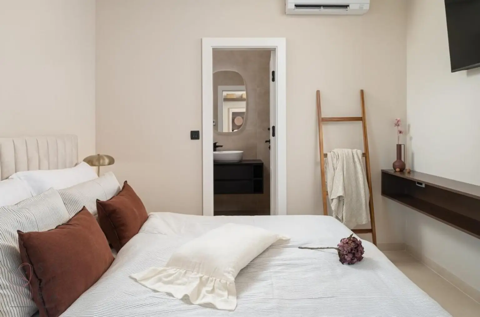 Prime Seafront Villa bei Zadar –Exklusivität am Meer mit Renditepotenzial