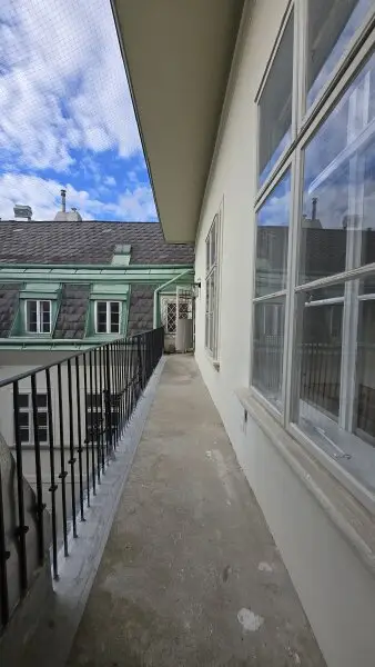 Super zentrale Innenstadtlage - ! ! ! 4.STOCK OHNE LIFT ! ! ! - Top-Zustand und ruhige Innenhofausrichtung