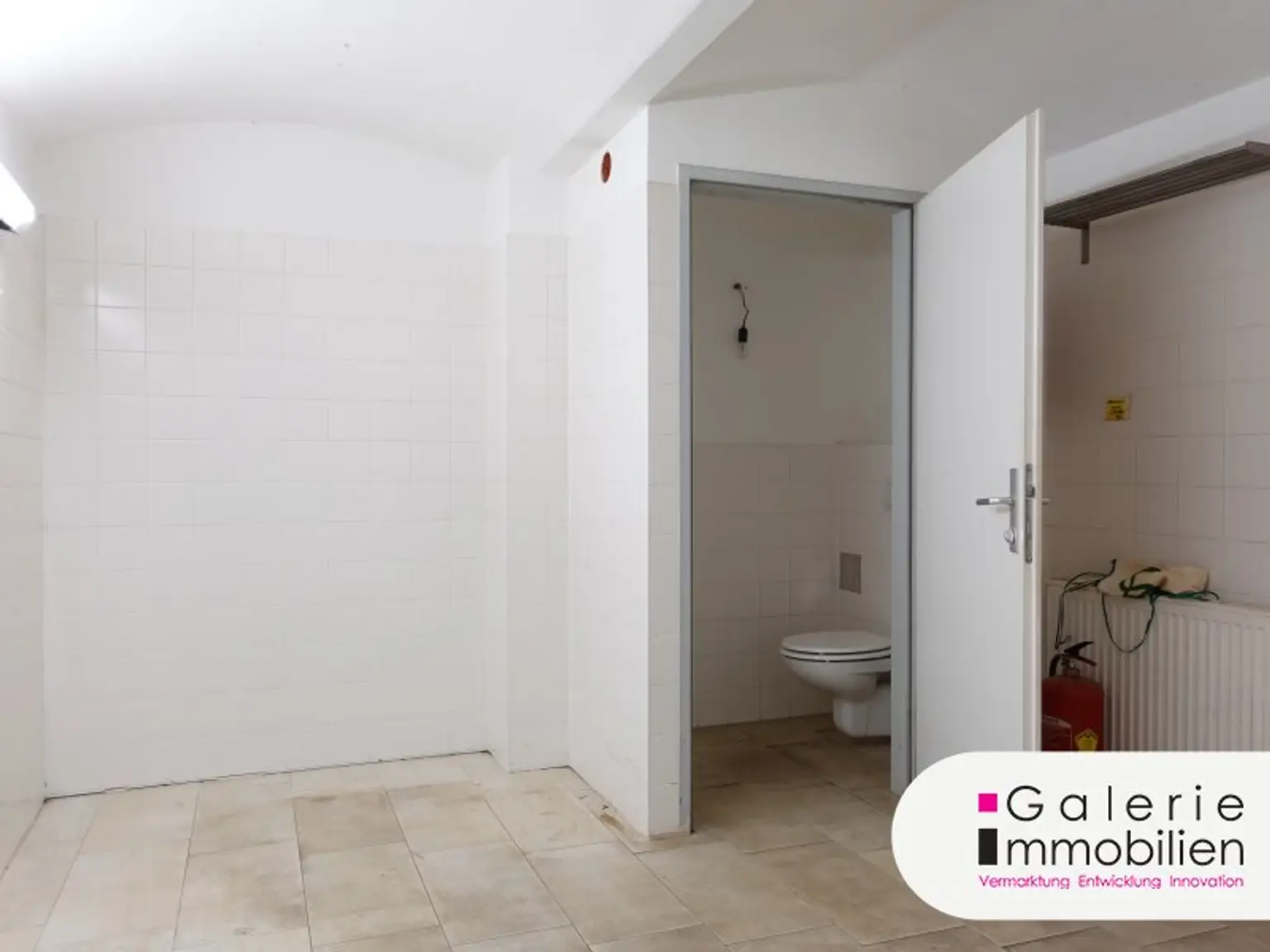 113m² Geschäftslokal/ Atelier mit Galerie an werbewirksamer Lage in Neubau !