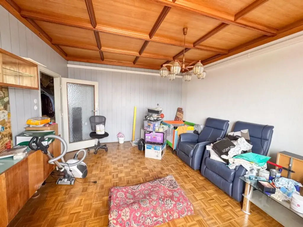 Sanierungsbedürftige 2,5 Zimmer-Wohnung nähe Matzleinsdorferplatz zu verkaufen!