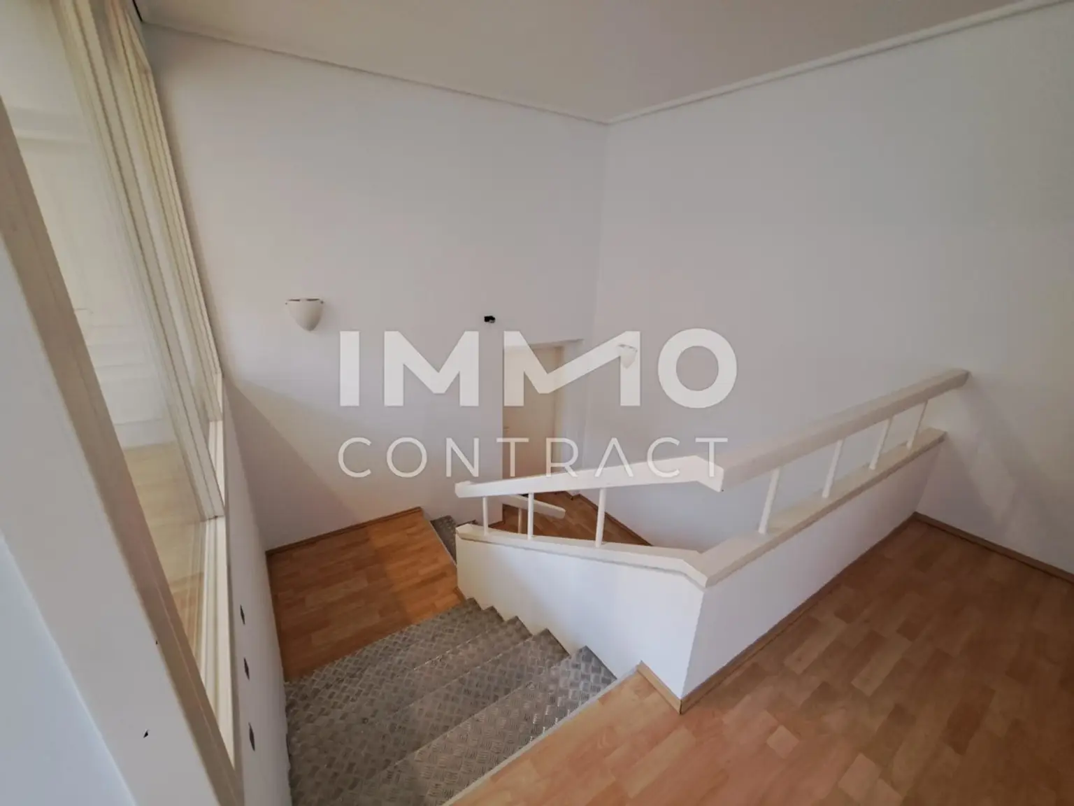 Schöne sanierte 2-Zimmer-Wohnung (Loft/Galeriewohnung)