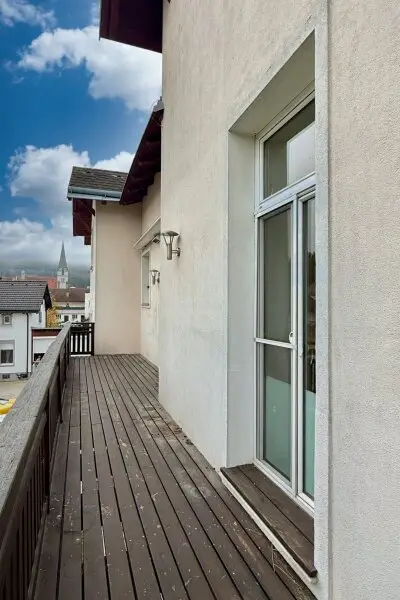 Großzügige Altbauwohnung im Zentrum von Pressbaum