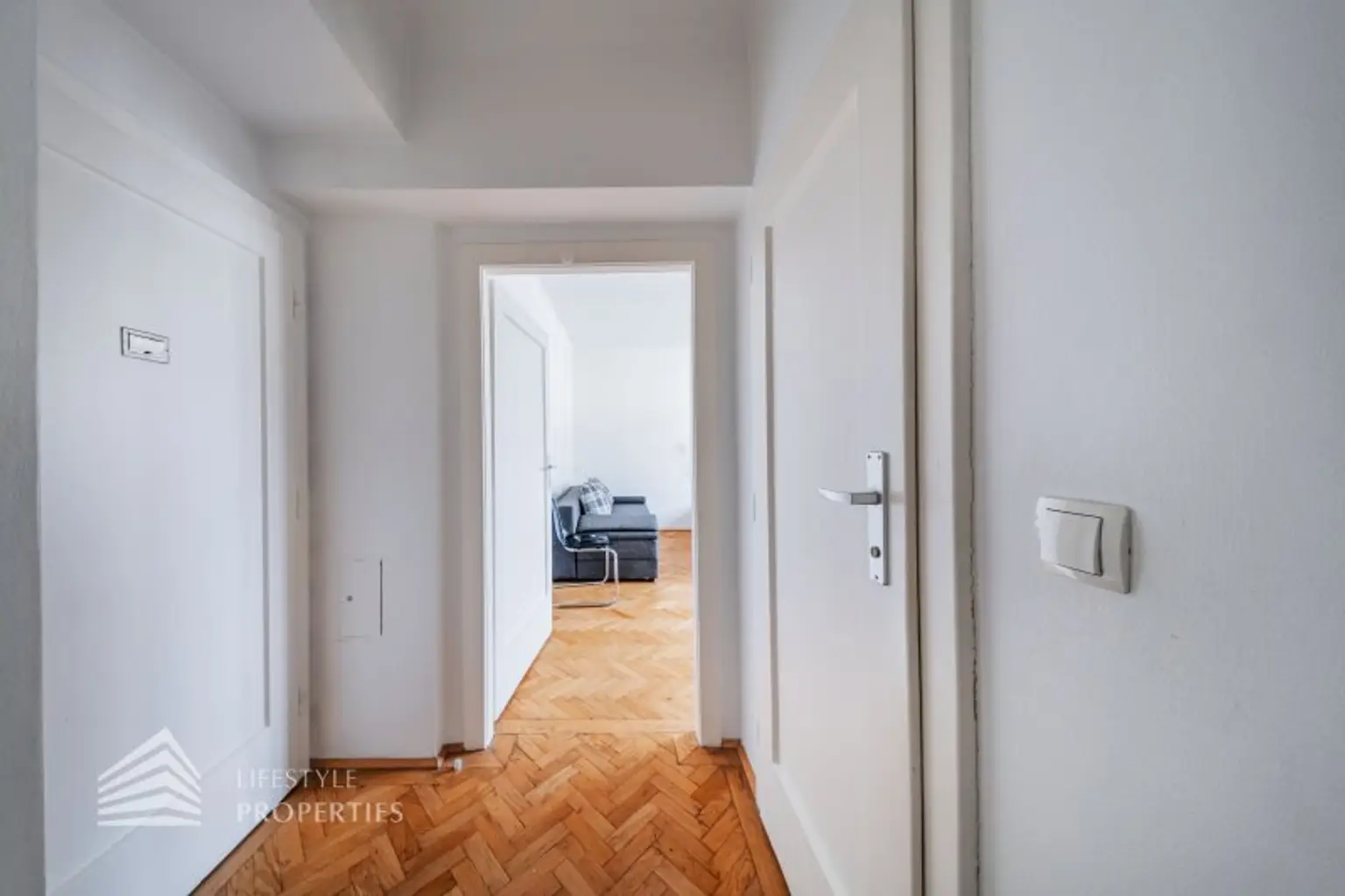 Charmante helle Garconniere, Nähe Meiselmarkt