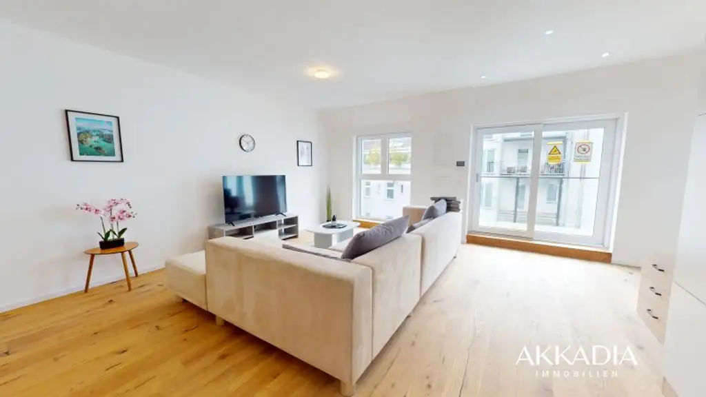 Stilvolle DG-Wohnung mit Balkon