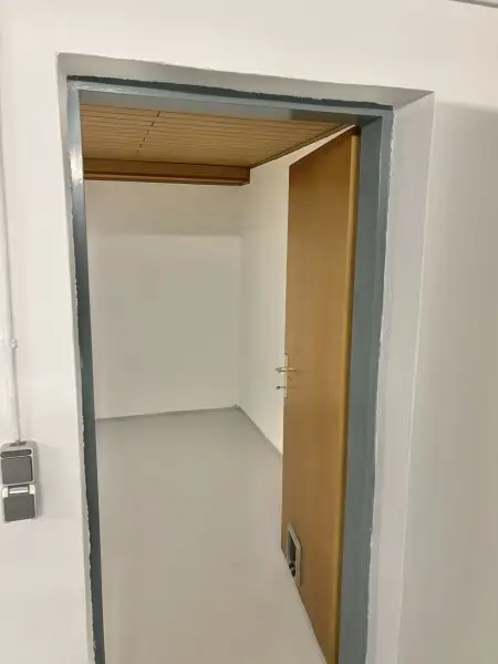 ** FAMILYS BEST **   Reinersdorf !! Bungalow mit ca. 122 m2 Wfl. in ruhiger, idyllischer Ortsrandlage mit ca. 1.200 m2 Eigengrund !!