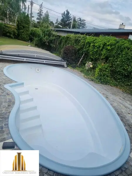 Ihr Traumhaus mit Garten, überdachten Pool und Terrasse! Eleganter Bungalow in Tribuswinkel!