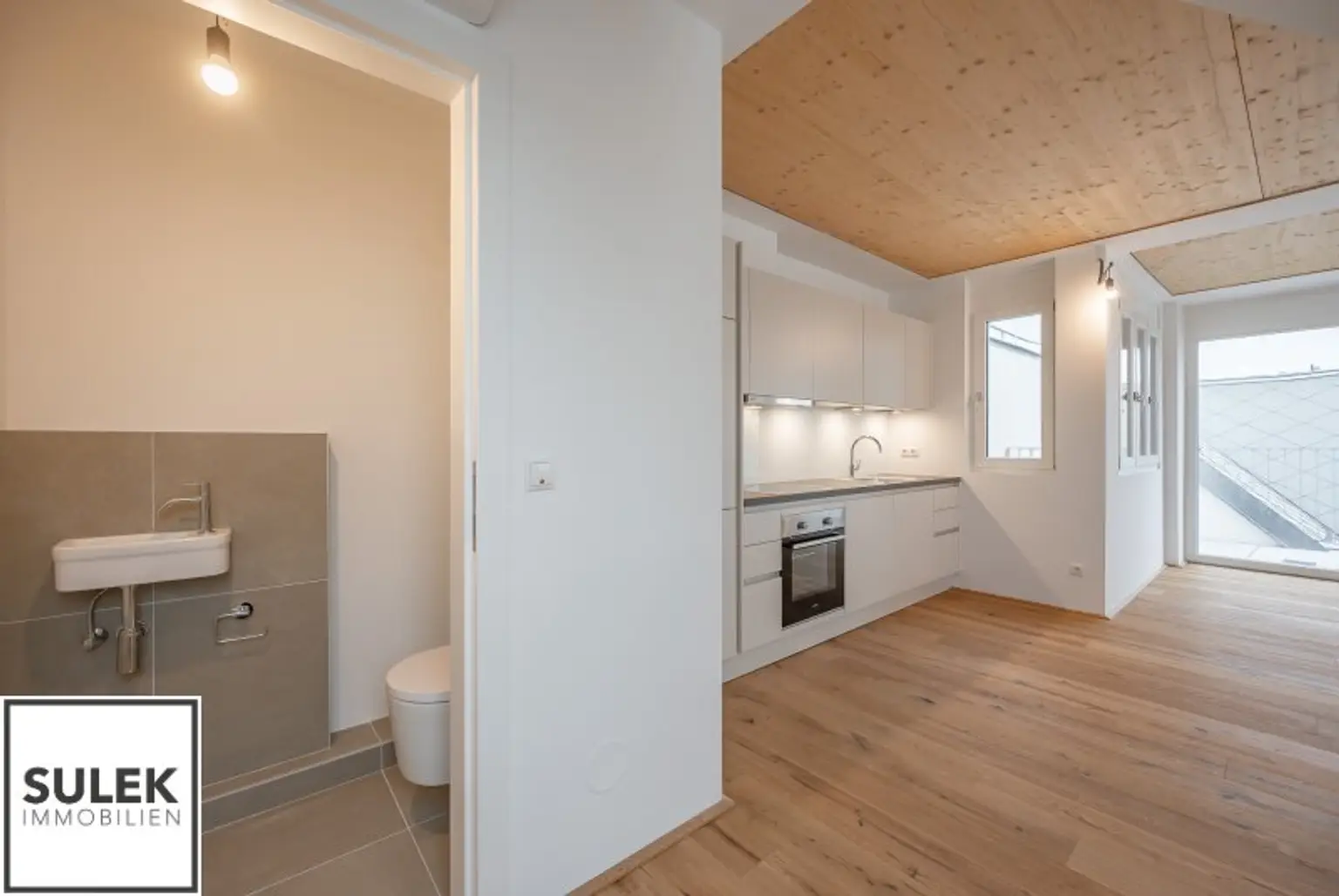 Dachgeschoßwohnung im Herzen des 2. Bezirks – 83 m² Wohnkomfort