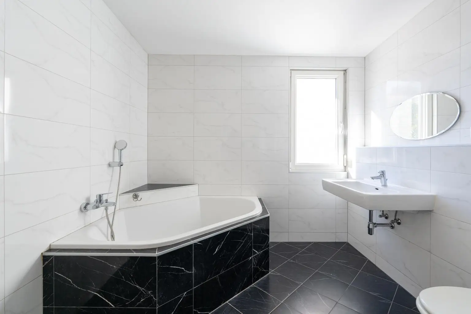 "Where the Alte Donau Becomes Home"