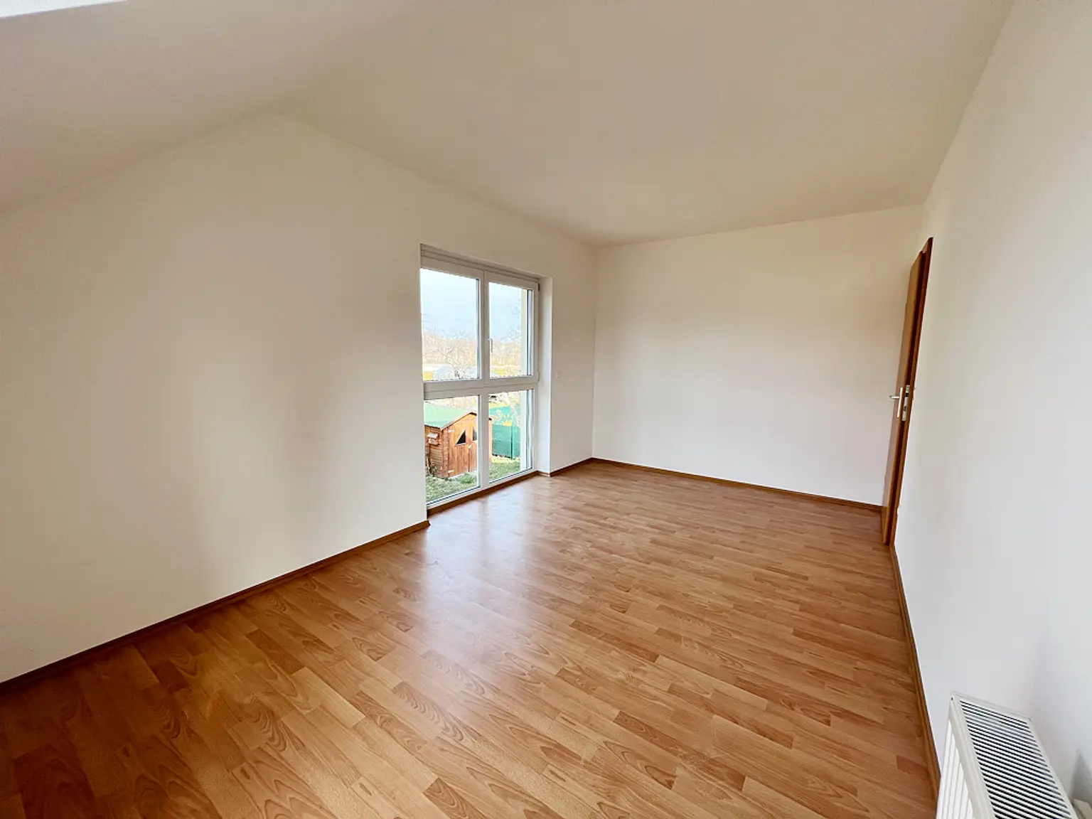 Zimmer 2 2.0.jpg