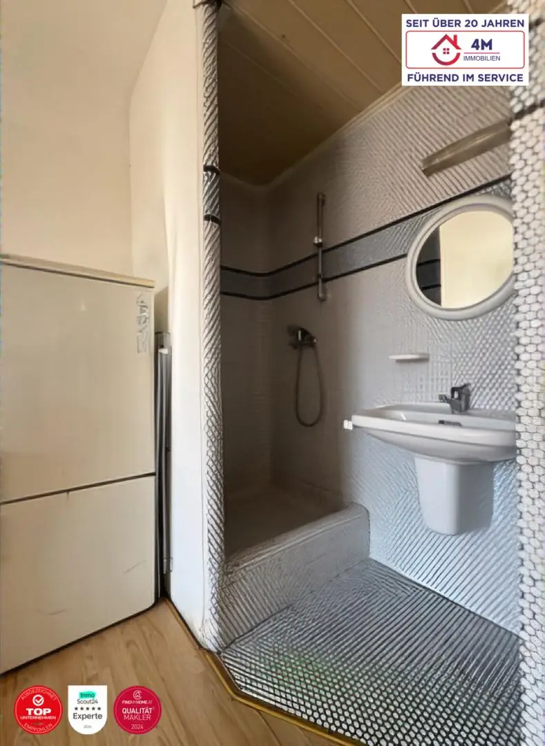 PREISHIT: 3 separate Zimmer mit perfekter Anbindung und sehr niedrigen Betriebskosten
